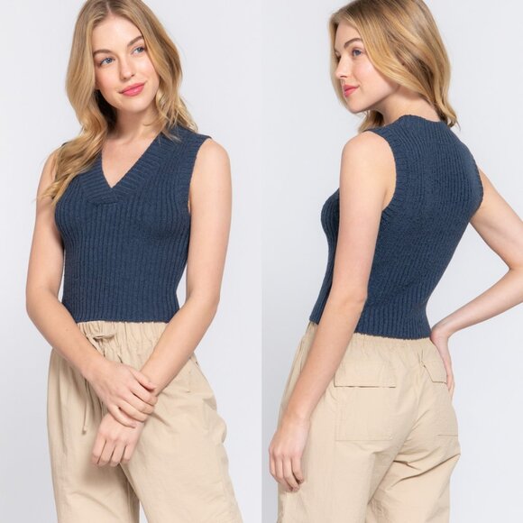 Active USA Sweaters - Active USA Navy Sleeveless V-Neck Spring Sweater Top NEW
